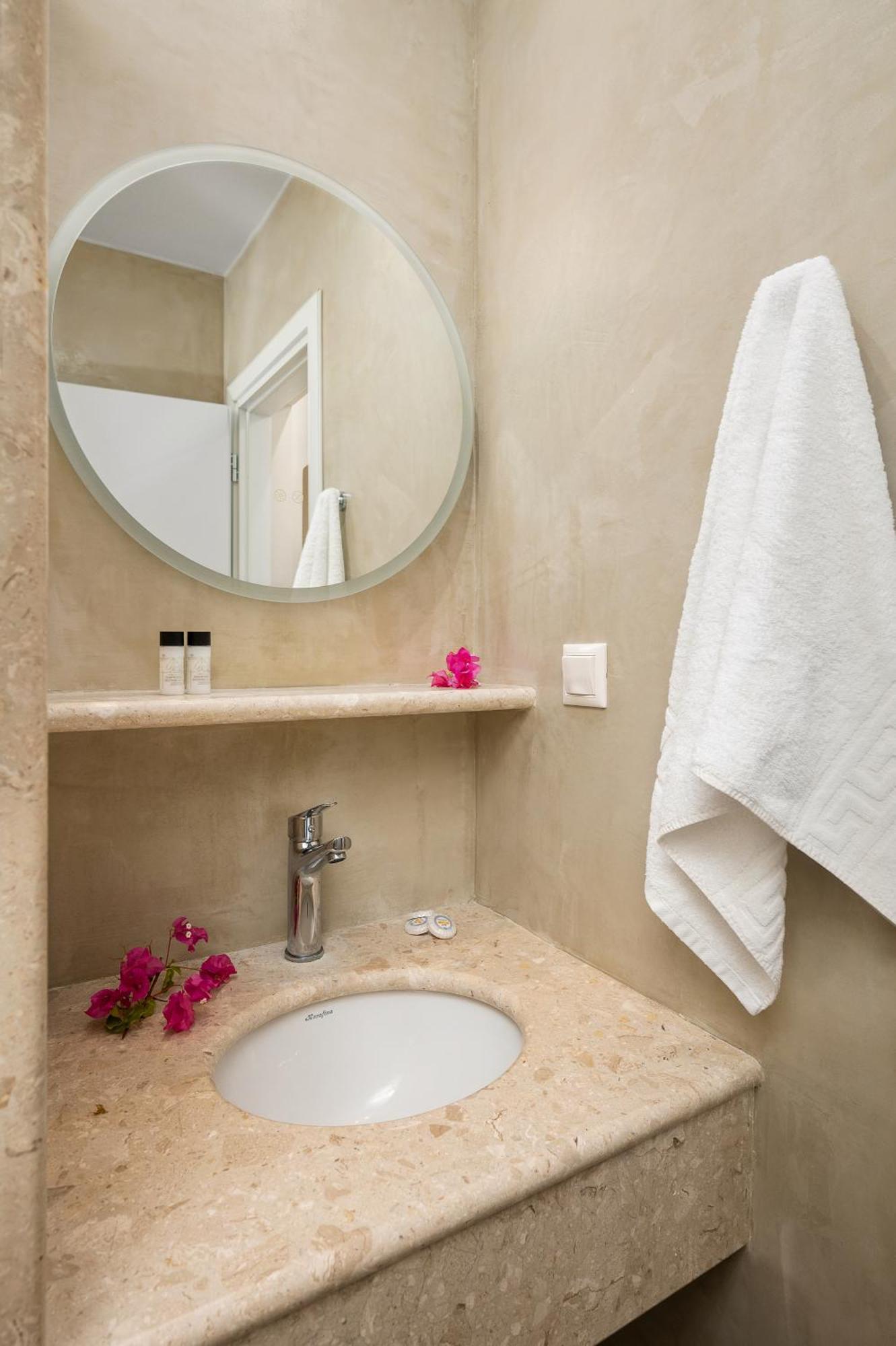 Glaros Hotel Apartment Agia Galini Eksteriør billede