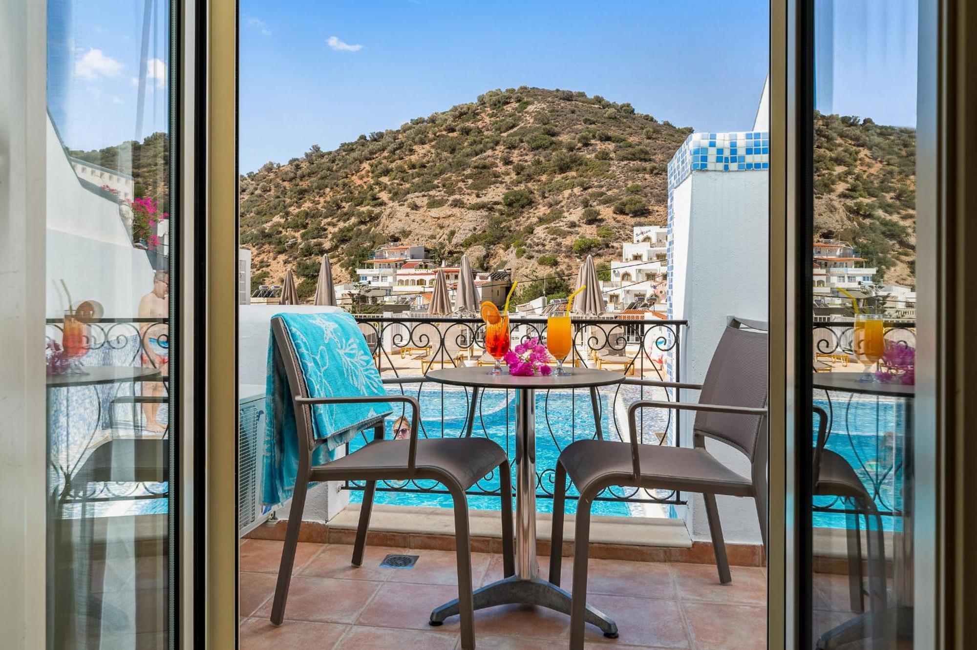 Glaros Hotel Apartment Agia Galini Eksteriør billede